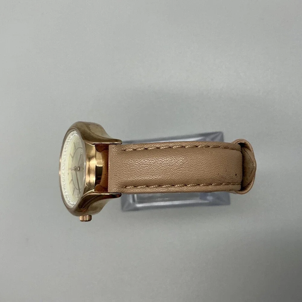 Fossil BQ1536IE Womens Watch 31mm Gold Tone Beige Leather Crystals New Battery